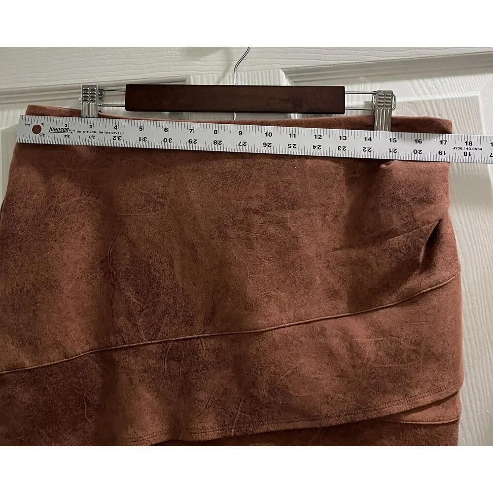 Free People Summer Love Vegan Suede Mini Skirt Size 12 Brown Modern Cowgirl